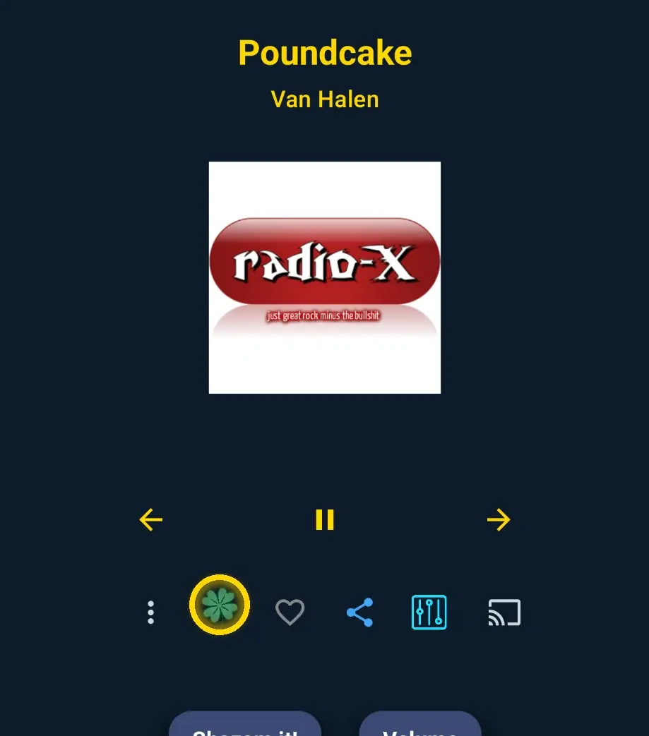 Lucky button (clover icon) on the player screen